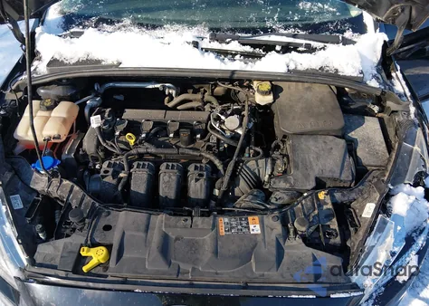 2017 Ford Focus Se z USA, uszkodzony, nr VIN 1FADP3F23HL289852